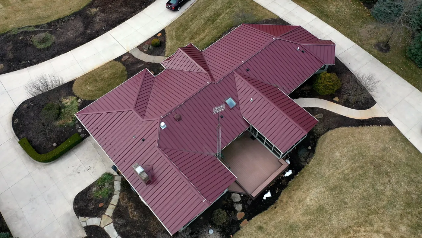 Manufacturer-certified roof installation in Elwood